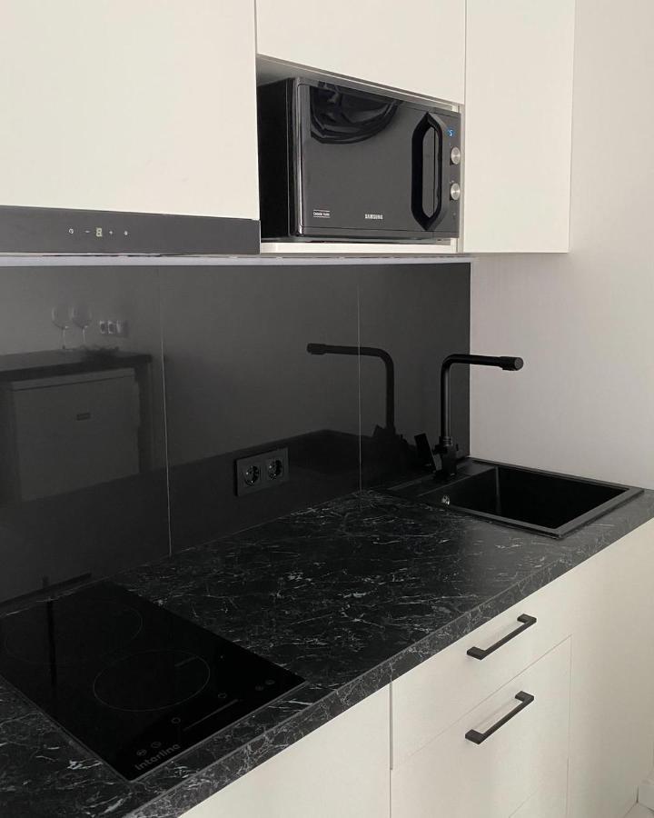 NEW modern apartment Użhorod Zewnętrze zdjęcie