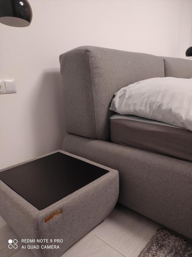 NEW modern apartment Użhorod Zewnętrze zdjęcie