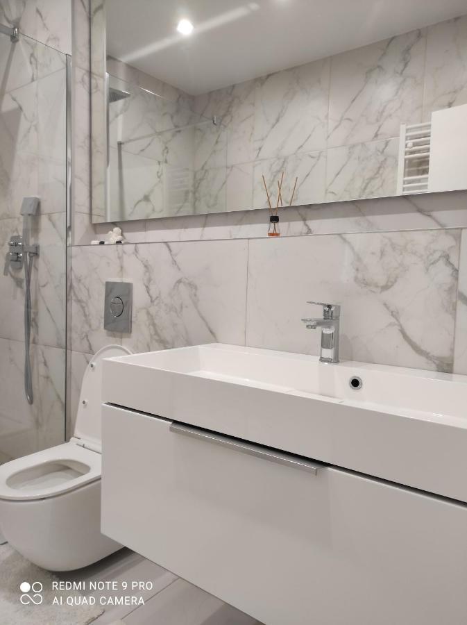 NEW modern apartment Użhorod Zewnętrze zdjęcie